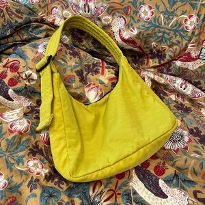 BAGGU SOUR MINI NYLON SHOULDER BAG